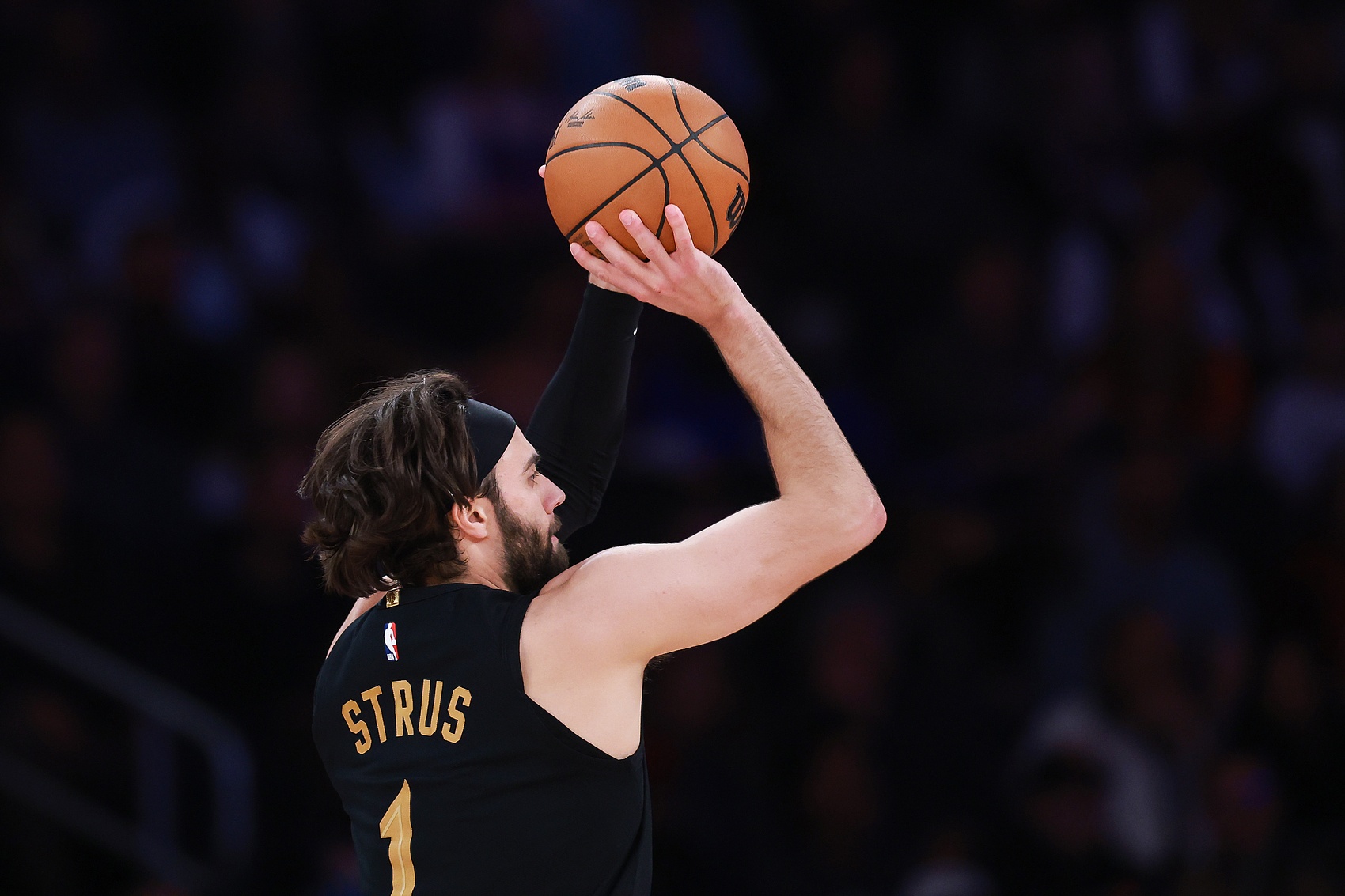 蓝鲸体育直播-三分7中6！基德：都以为斯特鲁斯会有点生疏 但他看起来状态极佳